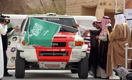 شركة عبداللطيف جميل كانت سباقة في دعم ورعاية الرالي منذ انطلاقته 