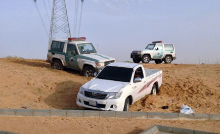 هرب من المرور.. فقبض عليه وبحوزته قطعة الحشيش وعبوة الخمر 