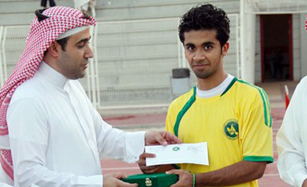 يعيد الهلال للمربع الأول ويبعد النصر عن الصفقة 