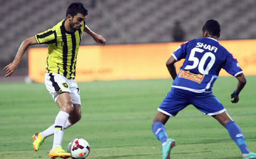 البلوي يكافئ لاعبي الاتحاد بألفين .. ويرصد مكافأة أكبر لتجاوز الهلال 