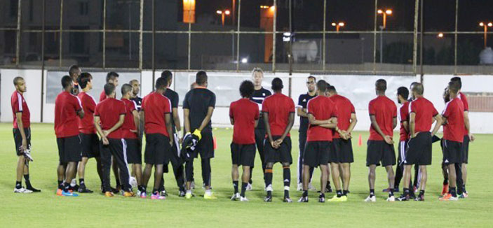 ملف الرعاة يشغل الشبابيين.. والدوليون شاركوا بالمران