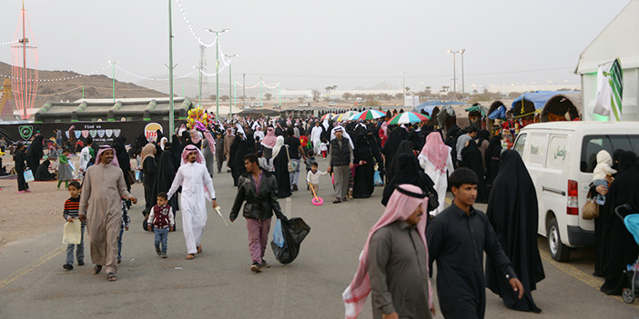  إقبال كثيف في أول ثلاثة أيام من رالي حائل الدولي 2015م