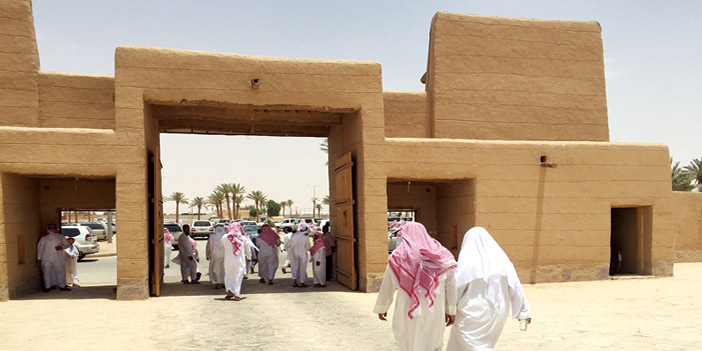 جامع بلدة الخبراء التراثية 