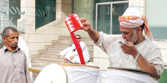 «السوبيا» تلون موائد إفطار أهالي مكة المكرمة 