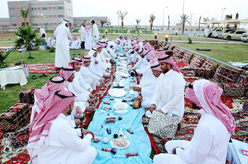  جانب من الإفطار الجماعي