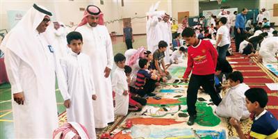 «وطني.. أمن وسلام».. أكبر لوحة جدارية دعماً لجنود الوطن بالخبر 