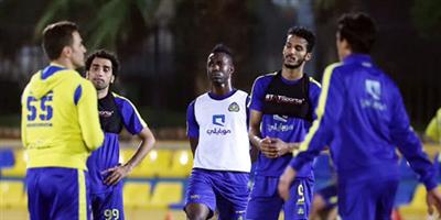 النصر يواصل تحضيراته للرائد.. وقرض بنكي يحل الأزمة المالية 