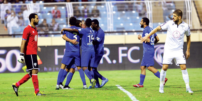  الهلال حقق فوزا عريضاً على مضيفه هجر