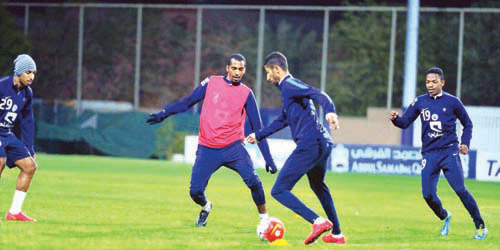  جانب من مران الهلال أمس