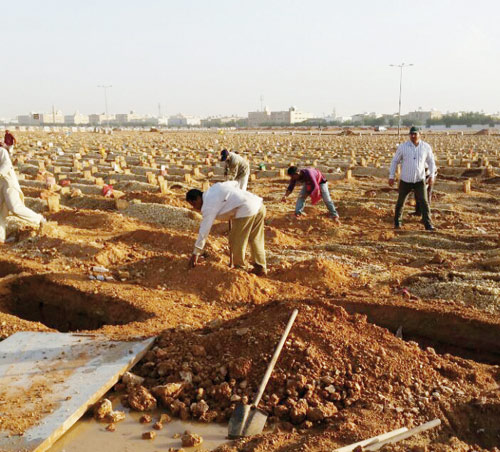  من عمليات التسنيم التي أجرتها الأمانة لمقابر الرياض