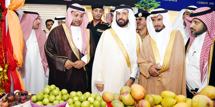   تدشين مهرجان المانجو والفواكه في جازان