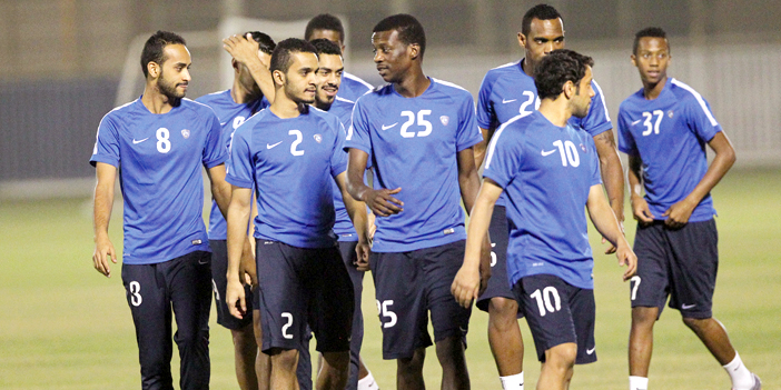  عدد من لاعبي الهلال قبل المران