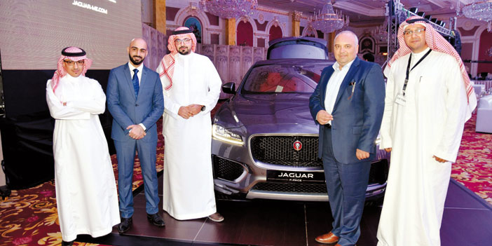   من حفل إطلاق السيارة الرياضية جاكوار F-PACE