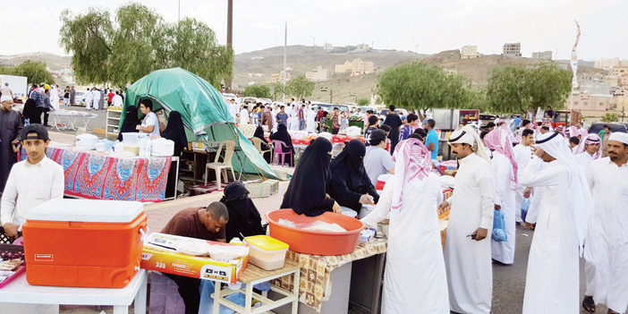 الأسر المنتجة .. تجارب ناجحة لاستثمار المواهب 