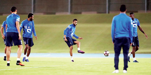    الهلال أجرى آخر تدريباته للكلاسيكو في رديف الجوهرة أمس