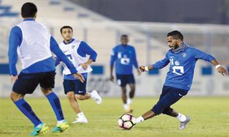 مدرب الهلال يواجه الشباب بتشكيلة الأهلي 