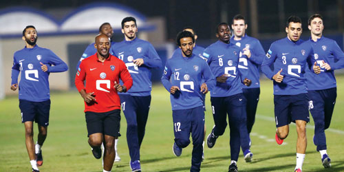  جانب من مران الهلال أمس