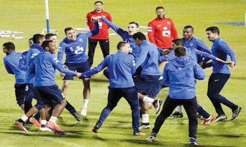  جانب من مران الهلال أمس