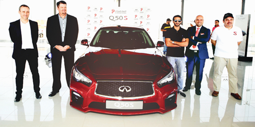  سيارة إنفينيتي Q50