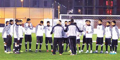 تراجع الهلال يغري القادسية.. الأهلي يخشى الفيصلي.. والنصر مؤهل لتجاوز الخليج 