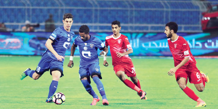  الهلال ضيف ثقيل على مضيفه الوحدة