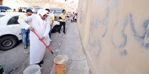  طمس معالم العبث