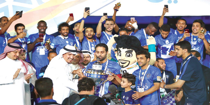  من تتويج الهلال