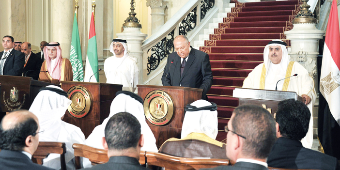  وزراء خارجية الدول الداعية لمكافحة الإرهاب خلال المؤتمر الصحفي بعد اجتماعهم في القاهرة