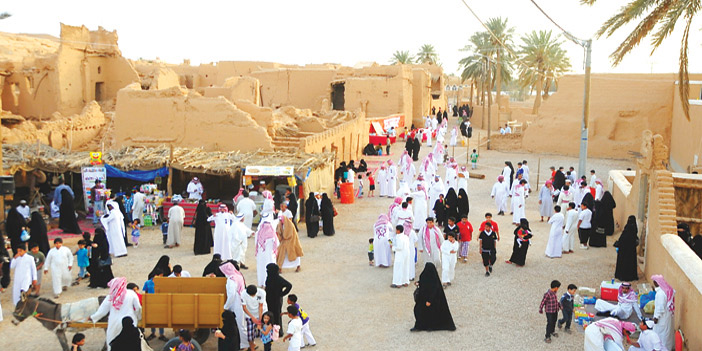  زوار للقرية التراثية بالمجمعة