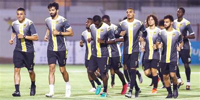 الاتحاد يطير اليوم لمعسكر الإمارات.. وسييرا يستهدف الشباب 