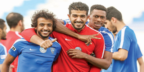  الهلال أنهى تمرينه الرئيس بالرياض وغادر إلى أبو ظبي