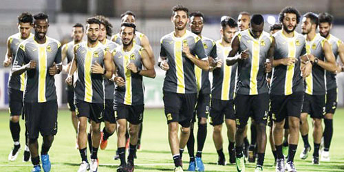  لاعبو الاتحاد يستعدون للديربي