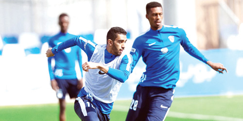  الهلال كثف تحضيراته للقاء الرائد