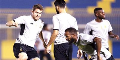 كبانانغا يقود هجوم النصر أمام الفتح 