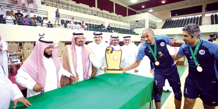  جانب من أفراح وتتويج الهلال باللقب