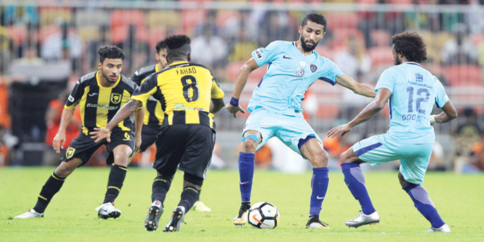  من لقاءات الهلال والاتحاد