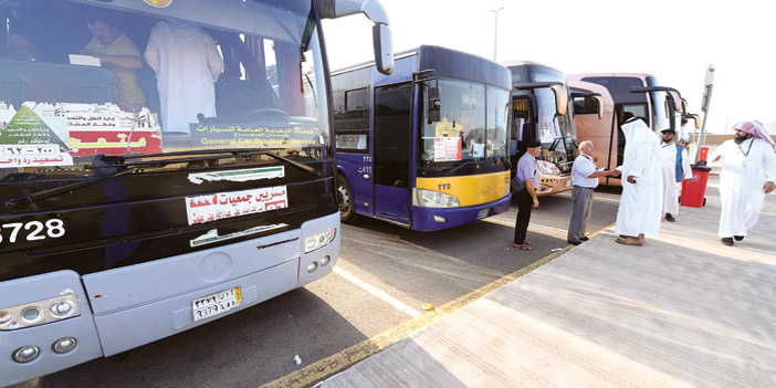  وصول ضيوف الرحمن قادمين من مكة المكرمة