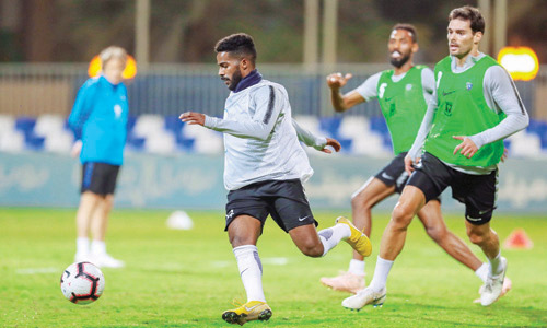  من تمرين الهلال أمس