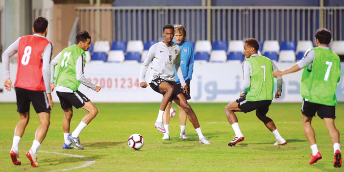   من تدريب الهلال