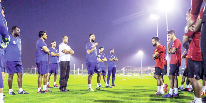  ميدو طالب لاعبي فريقه بنسيان مباراة الاتحاد