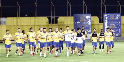 أمرابط يتقدم استعدادات «النصر» الأخيرة للاتحاد 