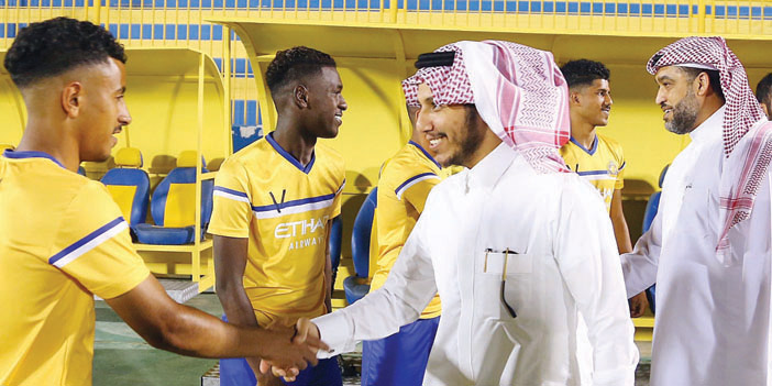  لاعبو النصر يرحبون بالسويكت