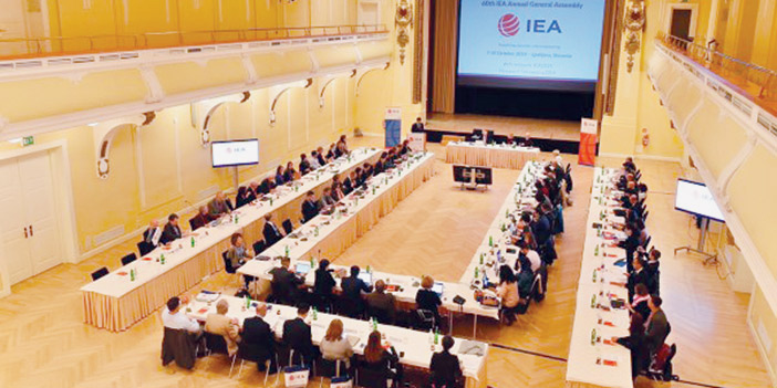  من الرابطة الدولية لتقويم التحصيل العلمي (IEA)