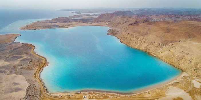 شواطئ الوجه.. جمال الطبيعة البكر 