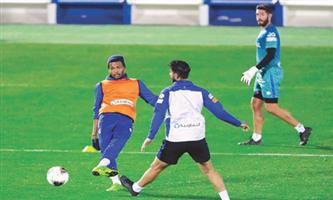 خربين يعود لتدريبات الهلال من جديد 