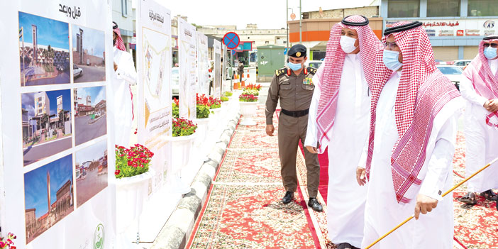  أمير منطقة الباحة خلال تفقُّده مراحل التطوير