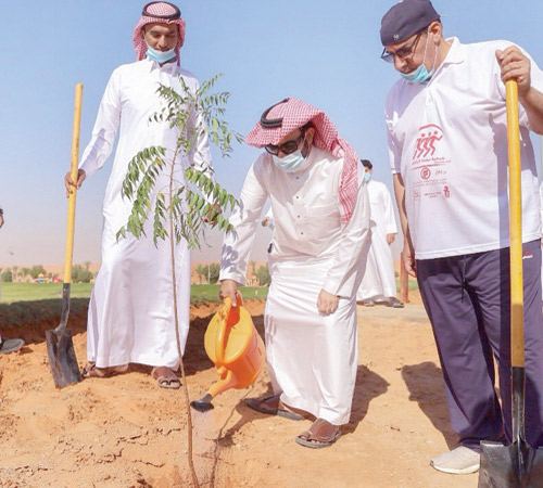  رئيس البلدية يدشن الحملة