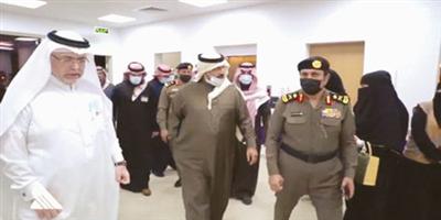 أمير منطقة عسير يدشن مركز قيادة السيارات النسائي 