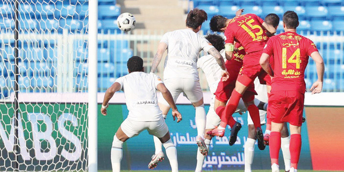  ضمك حقق فوزاً تاريخياً على الهلال