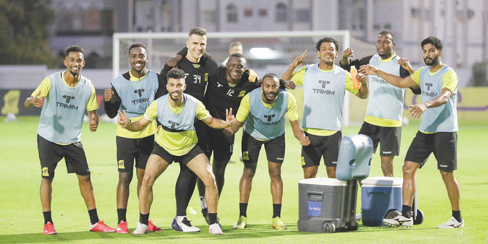  عدد من لاعبي الاتحاد قبل التمرين